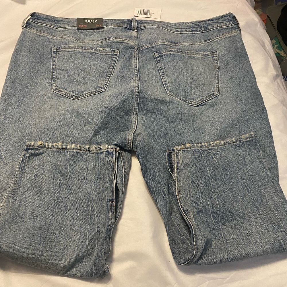 Torrid High Rise Straight NWT - Picture 7 of 10